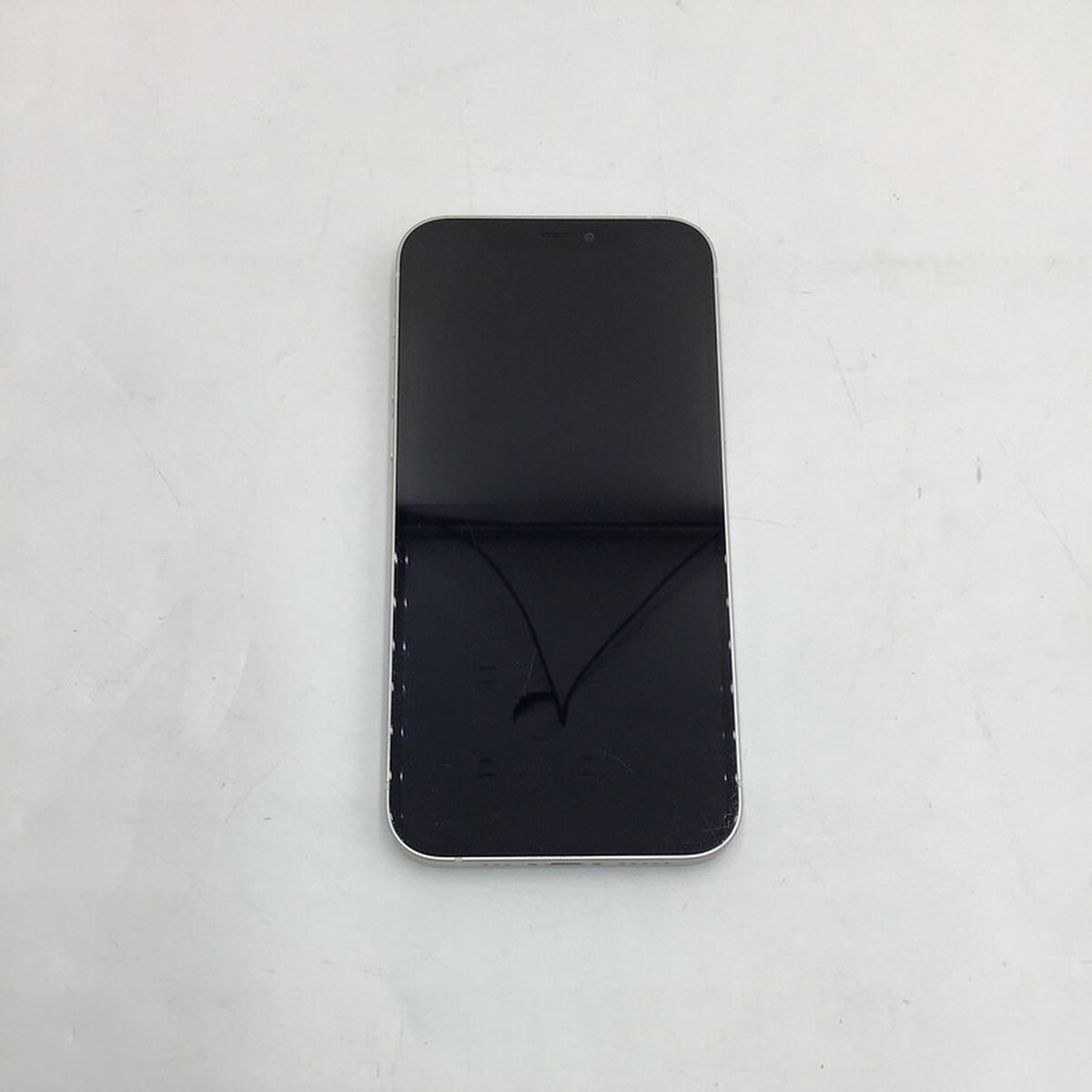 中古 Apple iPhone12 6.1インチ 64GB (ホワイト) 国内版SIMロックフリー NGHP3J/A 4950002251