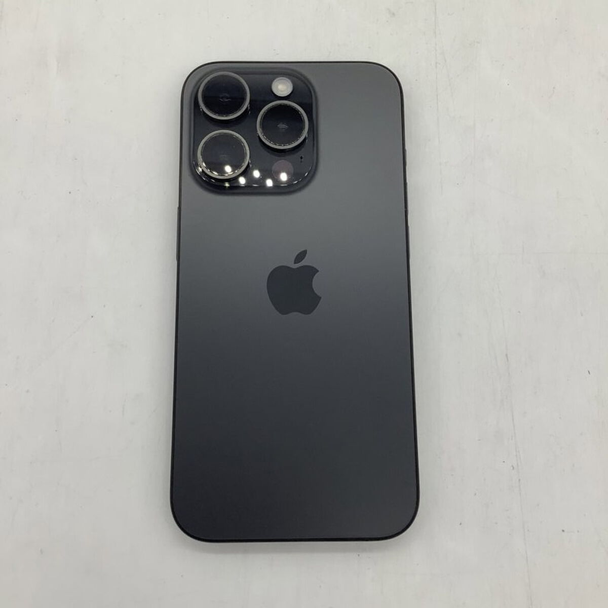 中古 【国内版SIMフリー】Apple iPhone15 Pro 6.1インチ 512GB ブラックチタニウム MTUH3J/A 161234