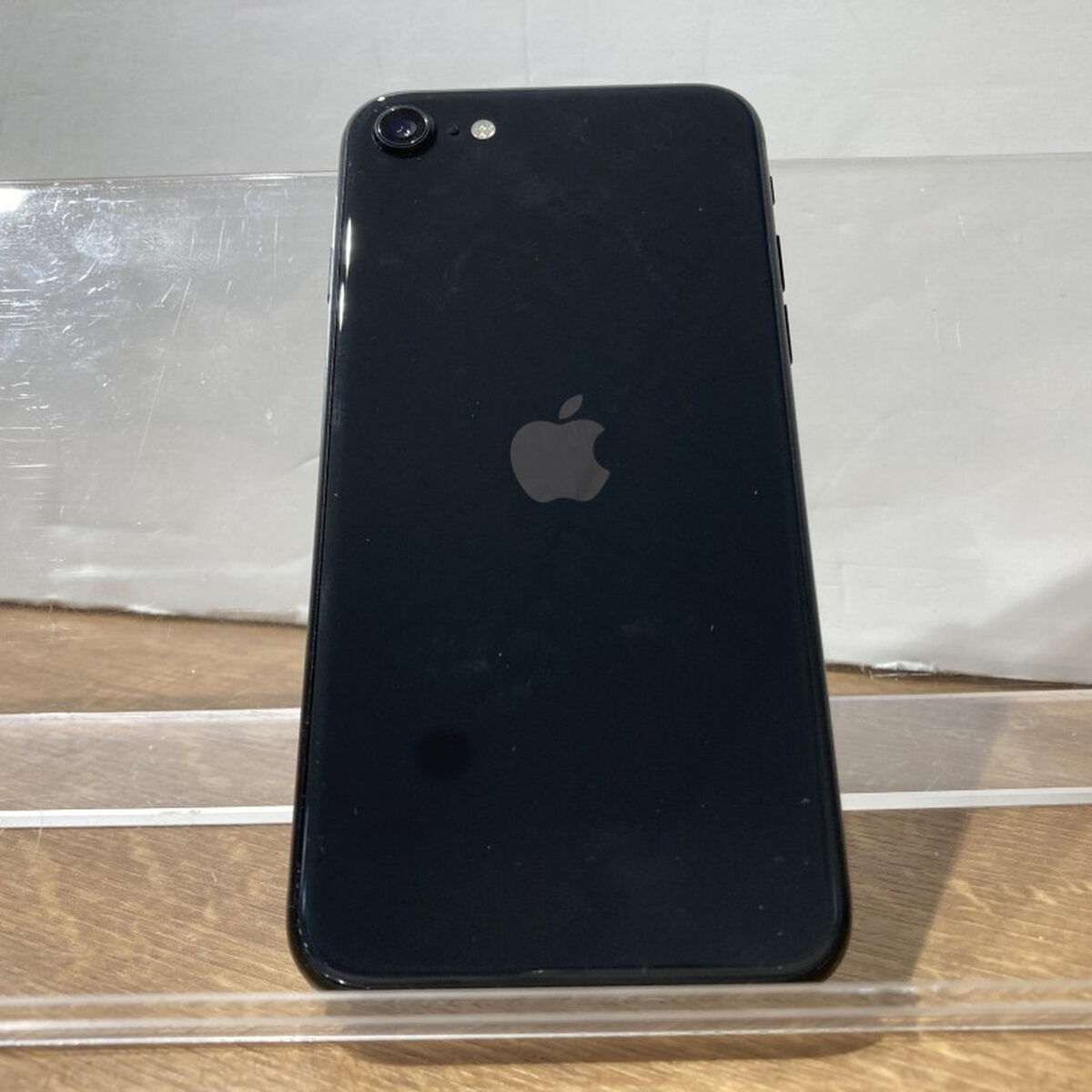 中古 Apple iPhoneSE 4.7インチ (第2世代/2020) 128GB (ブラック) 国内版SIMロックフリー NXD02J/A 4760001459